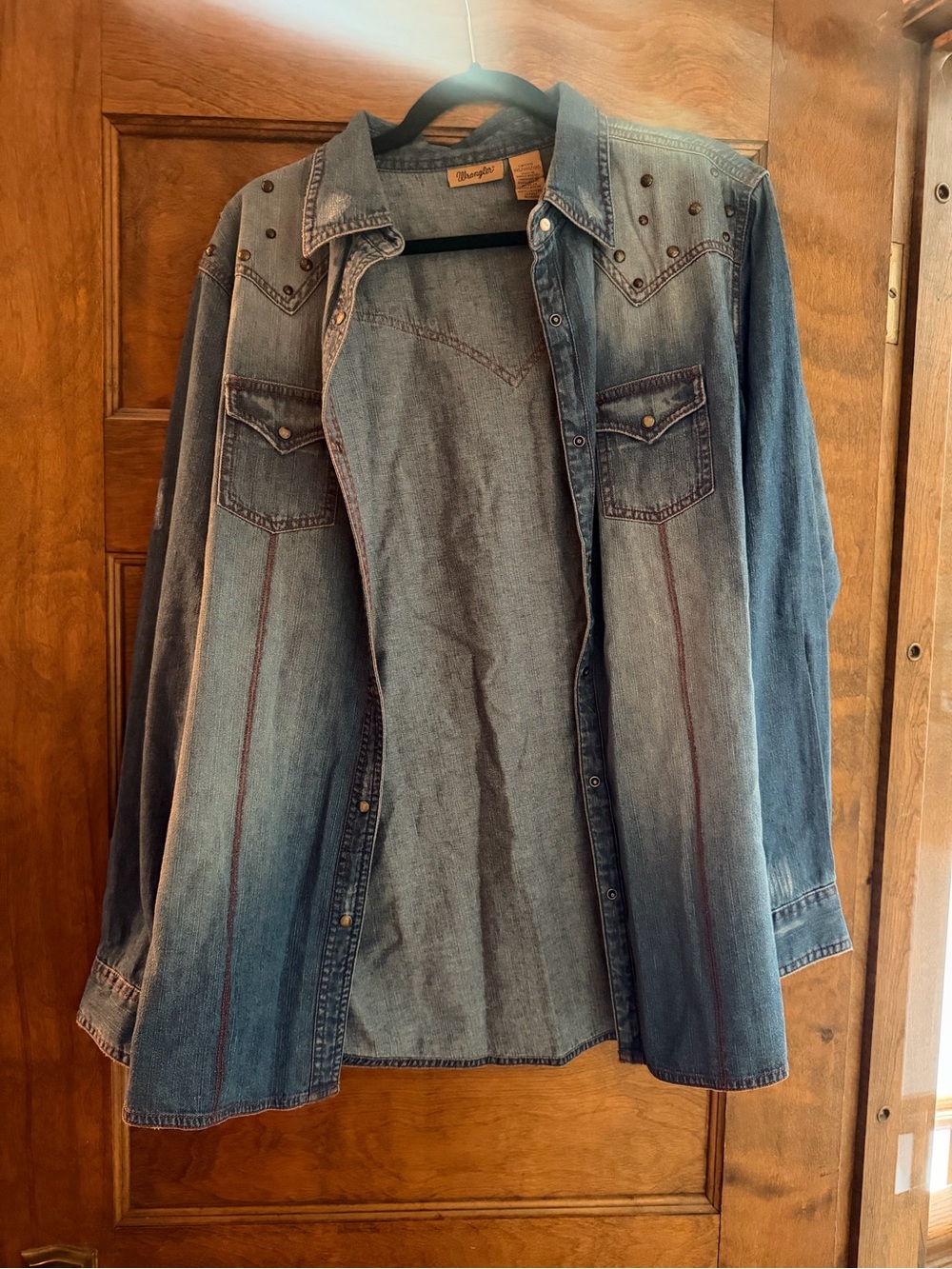 Wrangler Studded Western Denim Shirt Jacket - Medium Blue Wash